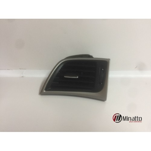 Difusor Ar Lateral Lado Direito Nissan Sentra 2014 