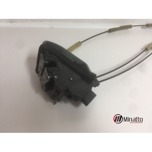 Fechadura Porta Dianteira Esquerda Nissan Sentra 2014