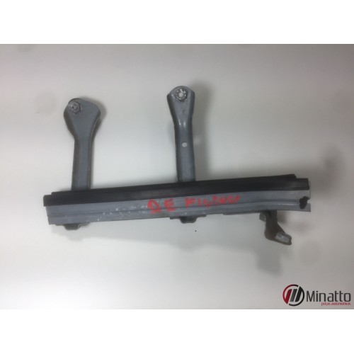 Guia Pequeno Do Vidro D.e Renault Fluence 2015 Original