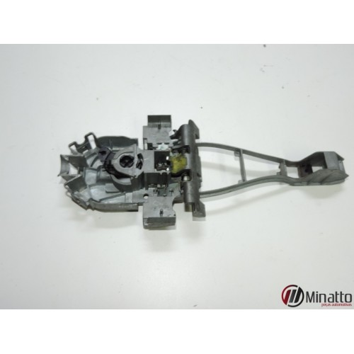 Suporte Maçaneta Lado Esquerdo Volvo C30 2.5 T5 2010