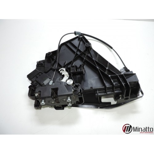 Fechadura Porta Lado Direito Volvo C30 2.5 T5 2010