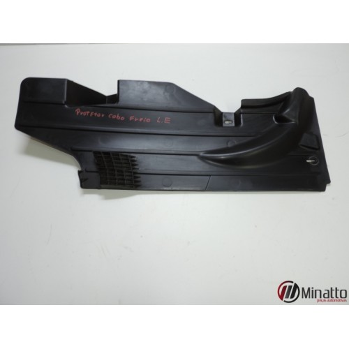 Suporte Proteção Cabo Freio Mao L.e Volvo C30 2.5 T5 2010