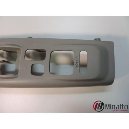 Moldura Botão Vidro Diant Esquerdo Hyundai Azera 2010/11