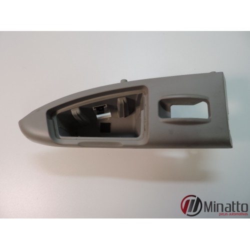 Moldura Botão Vidro Tras. Direito Hyundai Azera 2010/11