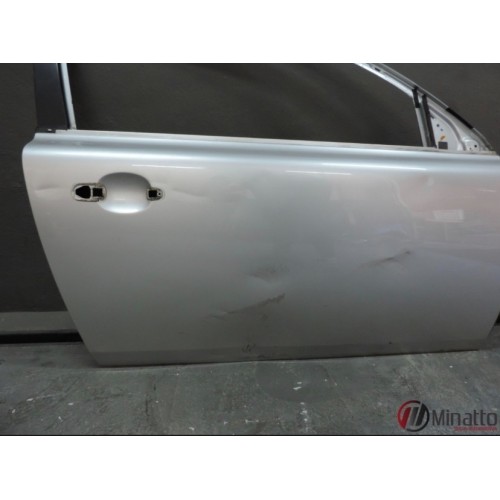 Porta Lado Direito C/ Detalhe Para Recuperar Volvo C30 2010